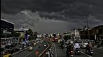 Dark clouds hover over South Extention in New Delhi on Tuesday, July 20. (Sanchit Khanna/ HT photo) Dark clouds hover over South Extention in New Delhi on Tuesday, July 20. (Sanchit Khanna/ HT photo)