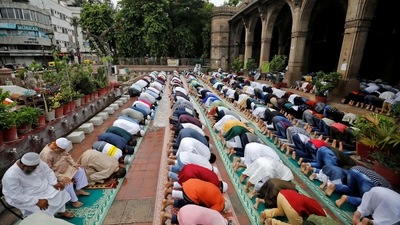 Muslims offer Eid al-Adha prayers at Sidi Saiyyed mosque in Ahmedabad.  (REUTERS/Amit Dave)