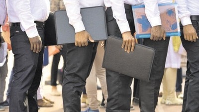 GRSE recruitment 2021 (Sanchit Khanna/HT PHOTO) GRSE recruitment 2021 (Sanchit Khanna/HT PHOTO)