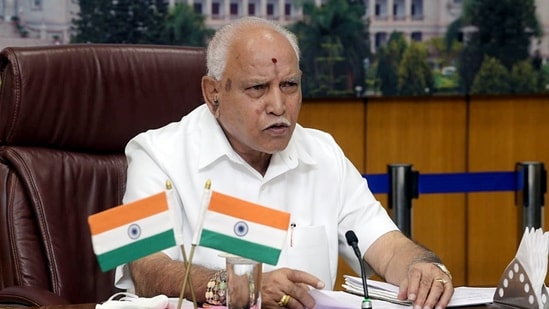 One of the pontiffs who attended the meeting said that Yediyurappa told them that he would abide by the BJP high command’s decision.(ANI) One of the pontiffs who attended the meeting said that Yediyurappa told them that he would abide by the BJP high command’s decision.(ANI)