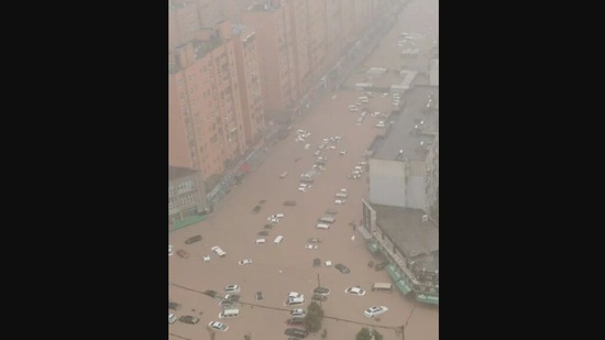 The image shows a flooded road in China’s Zhengzhou city.(Twitter/@UNFCCC)