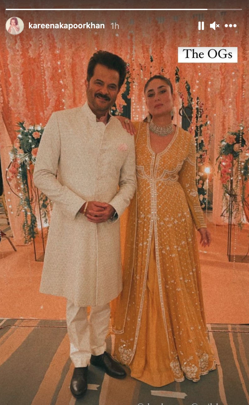 Kareena Kapoor with Anil Kapoor.