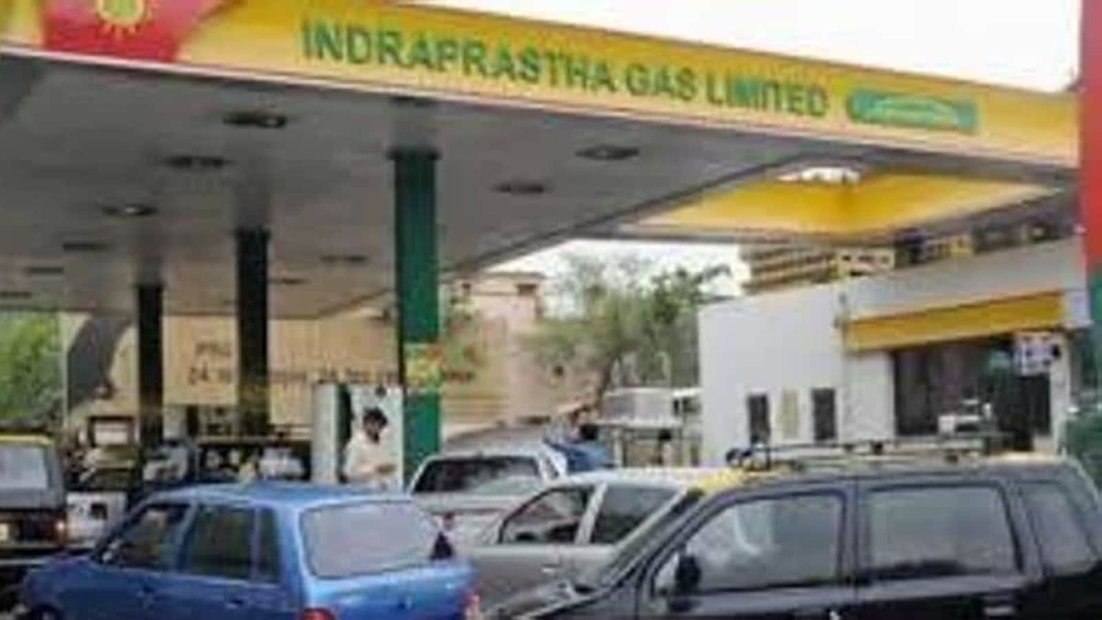 Delhi to get 50 battery swapping stations soon Latest News Delhi