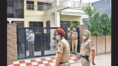 Punjab Police investigating at the victims’ house in Zirakpur on Thursday. (HT Photo) Punjab Police investigating at the victims’ house in Zirakpur on Thursday. (HT Photo)