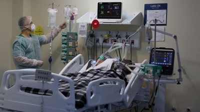 The government said no ventilators have been kept in the inventory and not given to states that needed them. (AFP Photo/Representative Image)