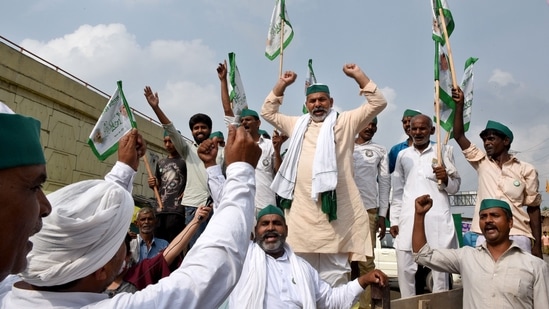 BKU spokesperson and farmer leader Rakesh Tikait addresses a gathering on the eve of 'Kisan Parliament' at Ghazipur (Delhi-UP border), near New Delhi, India, on Wednesday, July 21, 2021. (Ajay Aggarwal / HT PHOTO) BKU spokesperson and farmer leader Rakesh Tikait addresses a gathering on the eve of 'Kisan Parliament' at Ghazipur (Delhi-UP border), near New Delhi, India, on Wednesday, July 21, 2021. (Ajay Aggarwal / HT PHOTO)