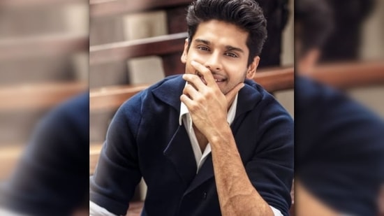 Bhagyashree's son Abhimanyu Dassani: The 'Maine Pyar Kiya' fame's son made his debut with 'Mard Ko Dard Nahi Hota.' He bagged the role after giving several auditions.(Instagram/@abhimanyud)