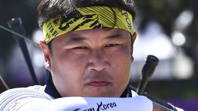 Tokyo 2020 Olympics - Archery - Men's Individual - Ranking Round - Yumenoshima Archery Field, Tokyo, Japan - July 23, 2021. Oh Jin Hyek of South Korea in action REUTERS/Clodagh Kilcoyne (REUTERS)
