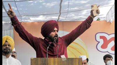 Navjot Singh Sidhu (HT) Navjot Singh Sidhu (HT)
