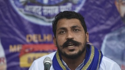 Chandrashekhar said the ASP had not finalized the alliance and talks were on with various political parties. (Vipin Kumar/HT file photo)