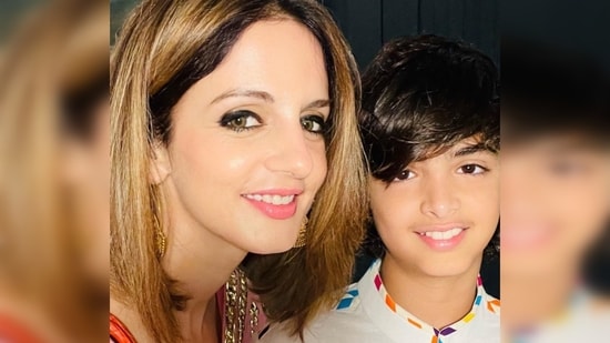 Sussanne Khan poses with son Hridaan.