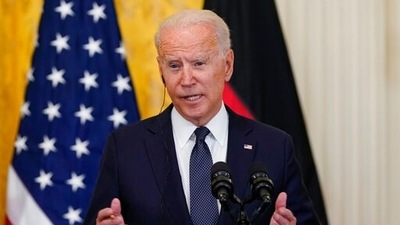 Over the past week, the daily average fatalities due to Covid-19 has surged 48% to 239 while hospitalisations are also on the rise. (AP) Over the past week, the daily average fatalities due to Covid-19 has surged 48% to 239 while hospitalisations are also on the rise. (AP)