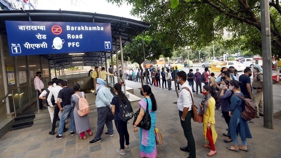 Delhi Metro authorities have been controlling the crowd since operation resumed after the lockdown imposed in the wake of the second wave of the Covid-19 pandemic. (Arvind Yadav/HT PHOTO) Delhi Metro authorities have been controlling the crowd since operation resumed after the lockdown imposed in the wake of the second wave of the Covid-19 pandemic. (Arvind Yadav/HT PHOTO)