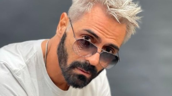 Arjun Rampal: Just a day after Sonu Sood, Asutosh Raina, Arjun Rampal revealed that he tested positive for the novel coronavirus. Even though he was asymptomatic, he quarantined himself at home and got all the medical care.(Instagram/@arjunrampal)