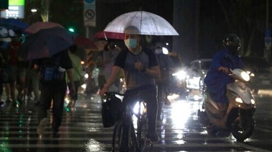 Chinese authorities have issued a level III alert, the third-highest, for the typhoon. (AP Photo/Chiang Ying-ying)(AP)