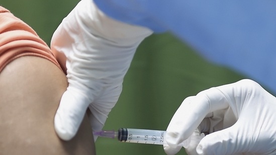 If you have a very high blood sugar level, the pain at the injection site may persist. (PTI) If you have a very high blood sugar level, the pain at the injection site may persist. (PTI)