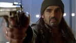 Suniel Shetty played the villain in Main Hoon Na. Suniel Shetty played the villain in Main Hoon Na.