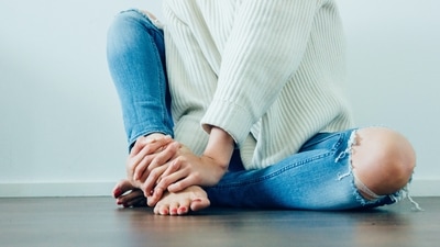 Food high in purines include seafood, red meat, organ meats, alcohol, etc. Too much uric acid in the body leads to a condition called hyperuricemia which causes crystals of uric acid (or urate) to form in the body. Here are a few natural ways to lower uric acid levels. (Unsplash) Food high in purines include seafood, red meat, organ meats, alcohol, etc. Too much uric acid in the body leads to a condition called hyperuricemia which causes crystals of uric acid (or urate) to form in the body. Here are a few natural ways to lower uric acid levels. (Unsplash)