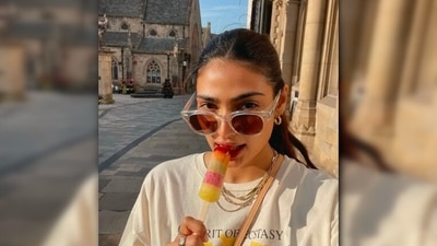 Three days ago, Athiya shared a picture of herself in the same location as Anushka's latest picture where the actor can be seen posing with a popsicle. (Instagram/@athiyashetty) Three days ago, Athiya shared a picture of herself in the same location as Anushka's latest picture where the actor can be seen posing with a popsicle. (Instagram/@athiyashetty)