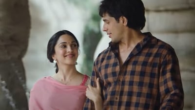Sidharth Malhotra and Kiara Advani in Shershaah.