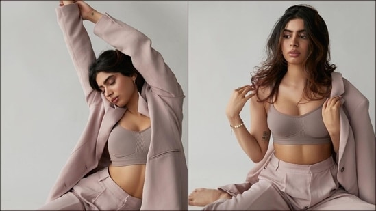 Khushi Kapoor goes bold in pastels with sizzling look in Zara’s <span class='webrupee'>₹</span>6k pantsuit(Instagram/khushi05k)