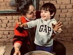Kareena Kapoor and Taimur are fans of Super Dancer 4. Kareena Kapoor and Taimur are fans of Super Dancer 4.