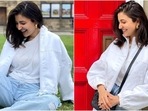 Anushka Sharma enjoys a day out in bag worth more than <span class='webrupee'>₹</span>2 lakh, chic denims and crop top Anushka Sharma enjoys a day out in bag worth more than <span class='webrupee'>₹</span>2 lakh, chic denims and crop top