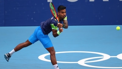 Tokyo 2020 Olympics - Tennis - Men's Singles - Round 2 - Ariake Tennis Park - Tokyo, Japan - July 26, 2021. Sumit Nagal of India in action during his second round match against Daniil Medvedev of the Russian Olympic Committee REUTERS/Mike Segar (REUTERS)