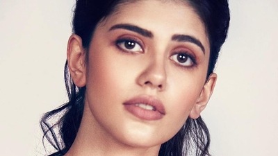 Sanjana Sanghi (Instagram) Sanjana Sanghi (Instagram)