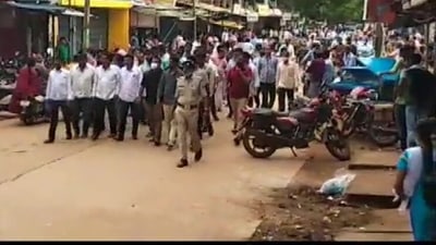 BJP supporters staged a demonstration in Shikaripura town in solidarity with CM BS Yediyurappa. (Twitter/@ANI) BJP supporters staged a demonstration in Shikaripura town in solidarity with CM BS Yediyurappa. (Twitter/@ANI)
