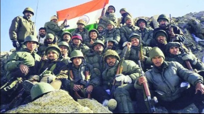 The victorious Indian troops. The victorious Indian troops.