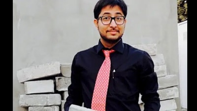Dr. Binish Desai, popularly knows as the ‘Recycle Man of India’, is turning biomedical wastes generated during the pandemic into eco-friendly bricks. Dr. Binish Desai, popularly knows as the ‘Recycle Man of India’, is turning biomedical wastes generated during the pandemic into eco-friendly bricks.