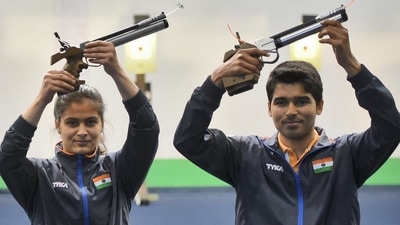 Indian shooters Manu Bhaker (L) and Saurabh Chaudhary (R) (HT_PRINT) Indian shooters Manu Bhaker (L) and Saurabh Chaudhary (R) (HT_PRINT)