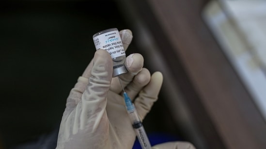 Gujarat, Madhya Pradesh, Maharashtra, Rajasthan and Uttar Pradesh have administered more than 1 crore doses of Covid-19 vaccine in the age group 18-44 years.