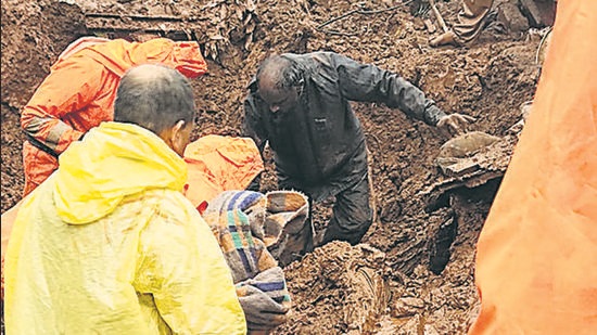 Search and rescue operations were still on at the site of the landslide site in Taliye, Mahad, on Sunday. (HT PHOTO)