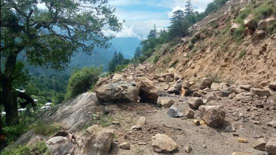 Multiple landslides were triggered by heavy southwest monsoon rains in Himachal Pradesh’s Kinnaur on July 25. (HT Photo)