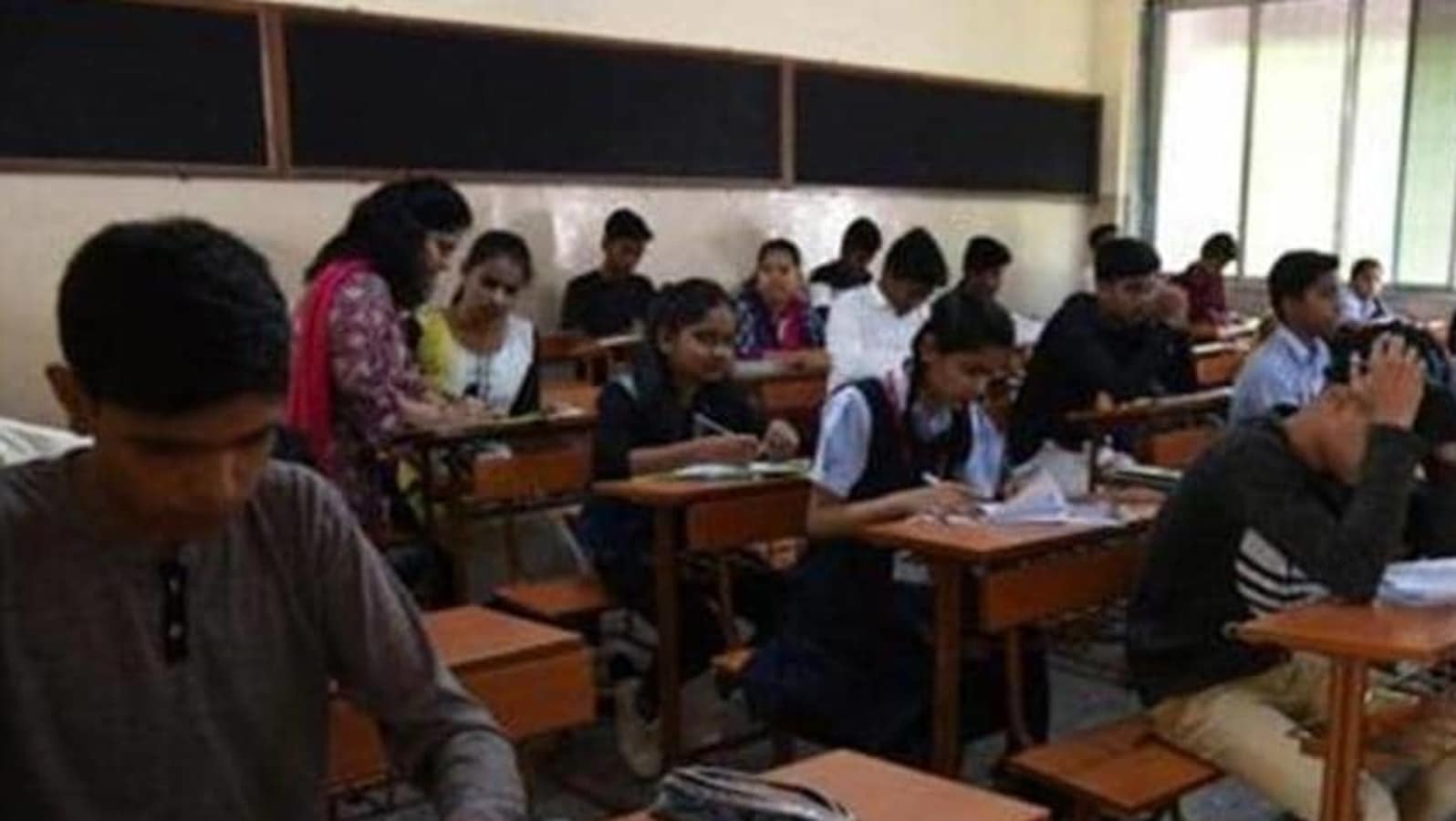 No offline exam for differently-abled 10th students for now, directs Odisha HRC