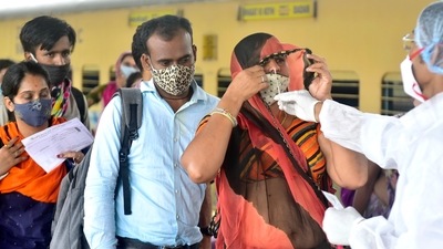 Maharashtra has conducted a total of 47,176,715 tests since the pandemic struck last year. (Photo by Anshuman Poyrekar/Hindustan Times) (Anshuman Poyrekar/HT PHOTO)