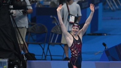 USA's Lydia Jacoby celebrates after winning the final of the women's 100m breaststroke swimming event during the Tokyo 2020 Olympic Games at the Tokyo Aquatics Centre in Tokyo on July 27, 2021. (Photo by Jonathan NACKSTRAND / AFP) (AFP) USA's Lydia Jacoby celebrates after winning the final of the women's 100m breaststroke swimming event during the Tokyo 2020 Olympic Games at the Tokyo Aquatics Centre in Tokyo on July 27, 2021. (Photo by Jonathan NACKSTRAND / AFP) (AFP)