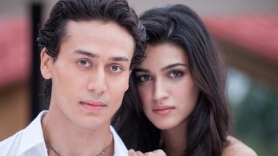 Tiger Shroff and Kriti Sanon in Heropanti. Tiger Shroff and Kriti Sanon in Heropanti.