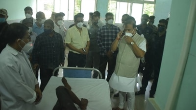 Assam chief minister Himanta Biswa Sarma at a hospital in Silchar to meet cops injured in border clash on Monday. (Twitter/@himantabiswa) Assam chief minister Himanta Biswa Sarma at a hospital in Silchar to meet cops injured in border clash on Monday. (Twitter/@himantabiswa)