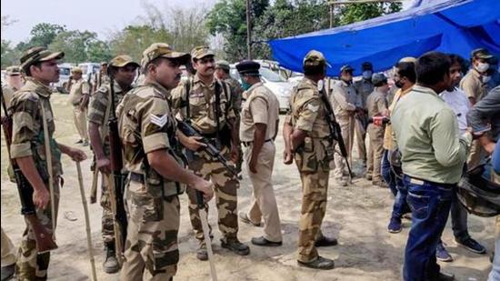 Security personnel at a polling station in Sitalkuchi after clashes erupted between locals and central forces in Cooch Behar district of West Bengal on April 10. (File photo) Security personnel at a polling station in Sitalkuchi after clashes erupted between locals and central forces in Cooch Behar district of West Bengal on April 10. (File photo)