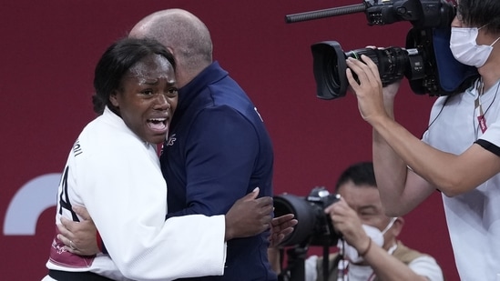 Tokyo 2020: Noisy delegations make up for absent spectators at Games (AP)