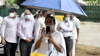 The meeting is expected to take place at 4:30pm at Gandhi's residence at 10 Janpath, according to news agency ANI. (Hindustan Times) The meeting is expected to take place at 4:30pm at Gandhi's residence at 10 Janpath, according to news agency ANI. (Hindustan Times)