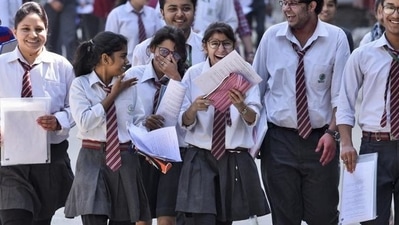 48% parents not willing to send kids to schools till they are vaccinated: Survey (HT File Photo) 48% parents not willing to send kids to schools till they are vaccinated: Survey (HT File Photo)