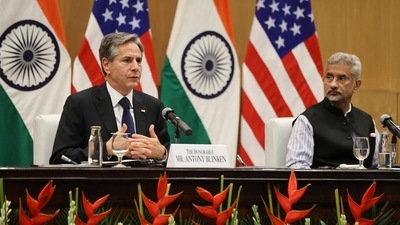 US secretary of state Antony Blinken, left, speaks as external affairs minister S&nbsp;Jaishankar listens during a joint news conference. (AP)