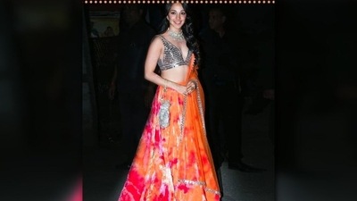 Kiara Advani: The 'Kabir Singh' actor looked drop-dead gorgeous in an orange and pink tie-dye lehenga. (Instagram/@akankshagajria) Kiara Advani: The 'Kabir Singh' actor looked drop-dead gorgeous in an orange and pink tie-dye lehenga. (Instagram/@akankshagajria)