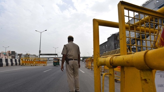 During investigation, the DCP said, the team found that Khan and his friends allegedly had an altercation with a man for sexually harassing a girl.( Raj K Raj / Hindustan Times) During investigation, the DCP said, the team found that Khan and his friends allegedly had an altercation with a man for sexually harassing a girl.( Raj K Raj / Hindustan Times)