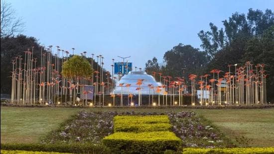 Murmaration, an art installation of birds in perpetual motion, is a recent feature at Matka Chowk, the roundabout near the Government Museum and Sector 17 in the heart of Chandigarh, the City Beautiful. (Representative image)