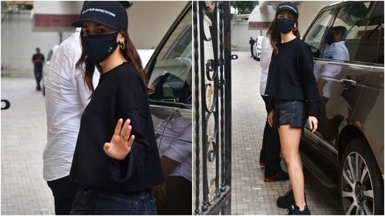 Alia left her locks open with the ensemble and chose minimal make-up to round it all off. What do you think of her trendy attire?(Varinder Chawla )
